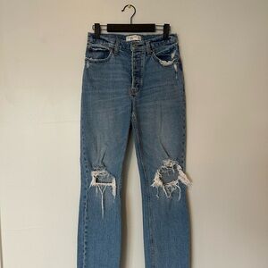 90’s inspired, relaxed, Abercrombie & Fitch, The Dad High Rise Jean. Size 25.